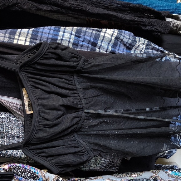 Vintage Y2K Tank Top - Picture 4 of 4